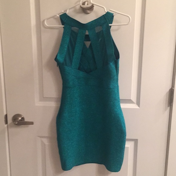 Form fitting stretchy teal dress - Picture 2 of 4